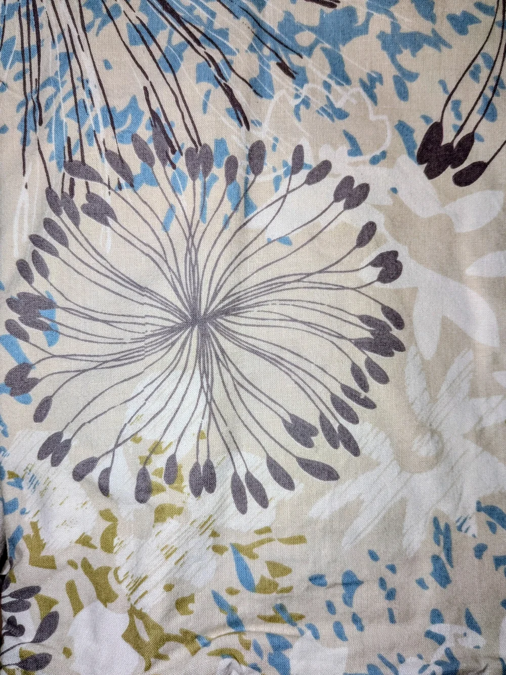 Tahari Full/Queen Duvet Cover in Pale Blue, Cream & Soft Green, 100% Cotton